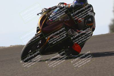 media/Nov-02-2025-Lets Ride (Sun) [[f7a3caa734]]/B Group/1120am (Turn 2 Inside)/